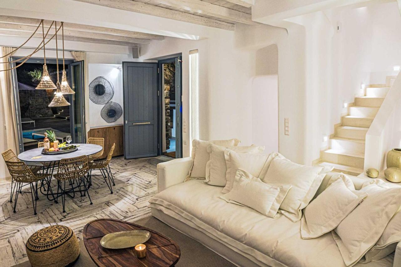Villa Iakinthos By Mykonian Kazarte Mykonos Town ภายนอก รูปภาพ