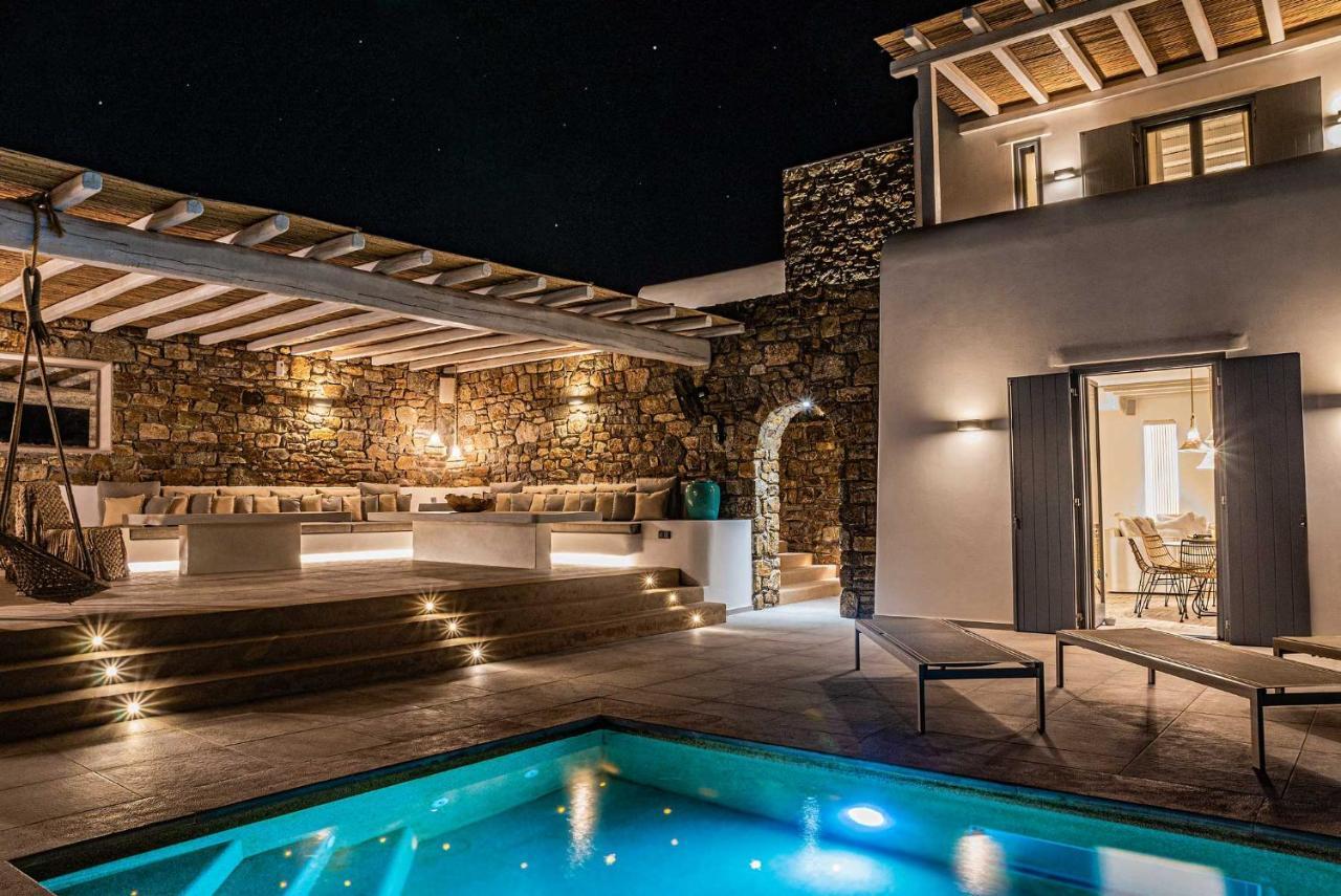 Villa Iakinthos By Mykonian Kazarte Mykonos Town ภายนอก รูปภาพ