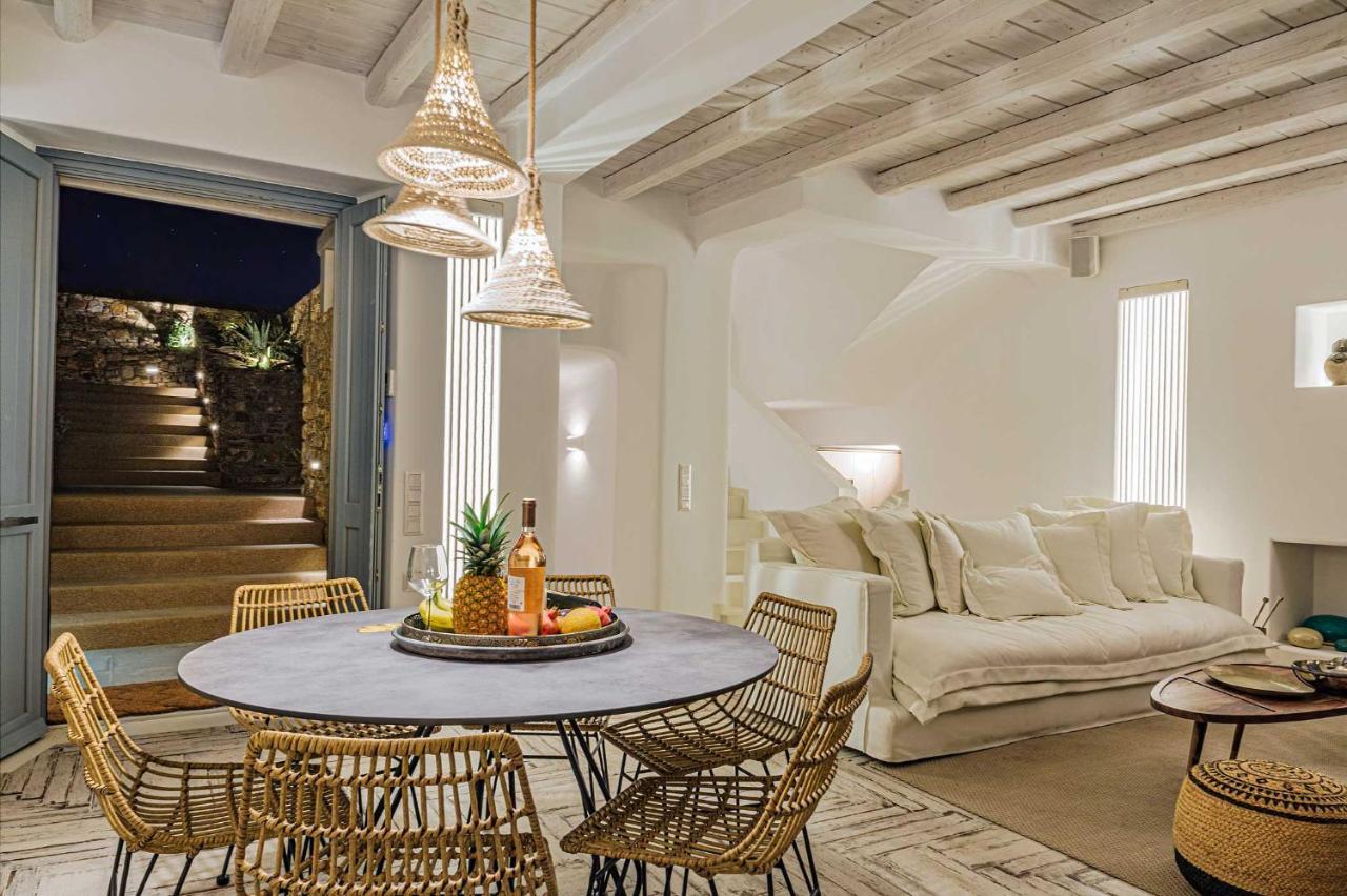 Villa Iakinthos By Mykonian Kazarte Mykonos Town ภายนอก รูปภาพ